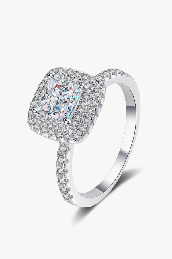 OMLA LumiÉclat – Certified Moissanite Brilliance 925 Sterling Silver