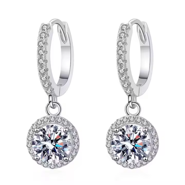 Diamond Glow Moissanite Stud Earrings – 925 Silver