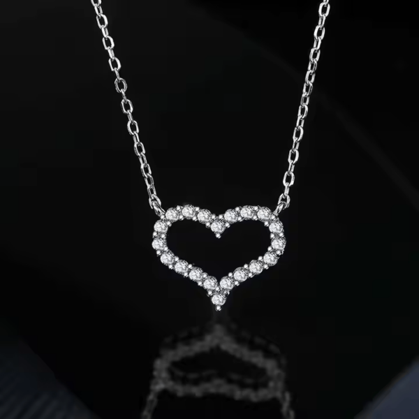 Eternal Heart Moissanite Necklace – 925 Sterling Silver - Image 4